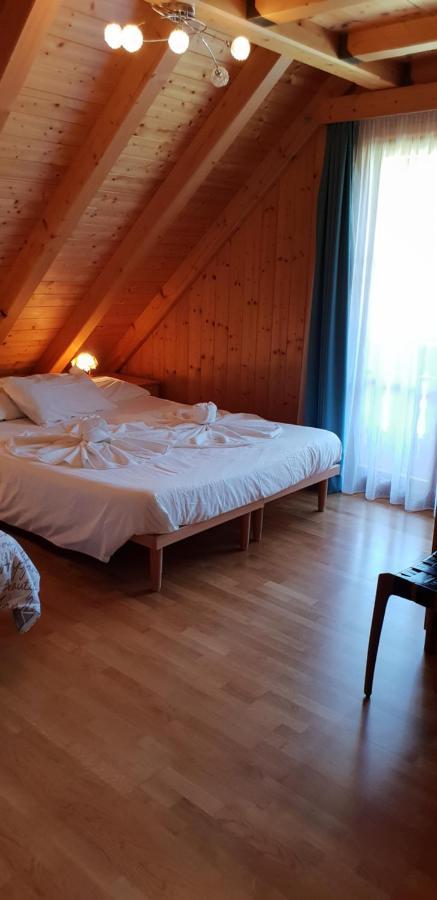 Al Sentiero Di Charly Bed & Breakfast Tarvisio Ngoại thất bức ảnh